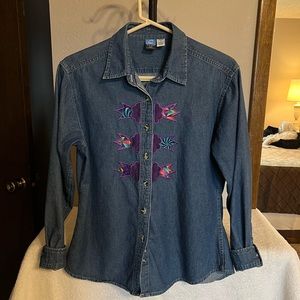 Stunning Denim Button Down Blouse w/Embroidered Designs - M
